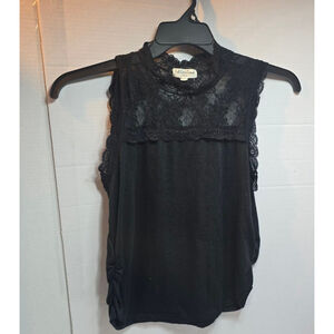Women's Full Circle Trends Black Lace Tank Top M